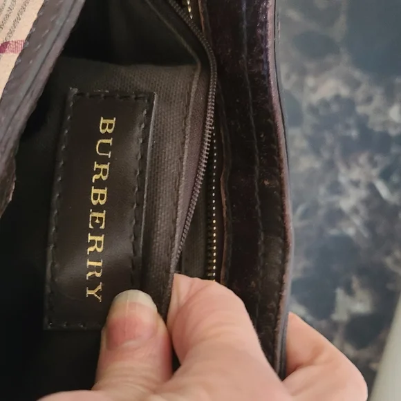 Authentic burberry - Picture 5 of 6